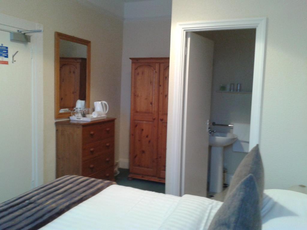 Franklyn Guesthouse Saint Helier Jersey Habitación foto